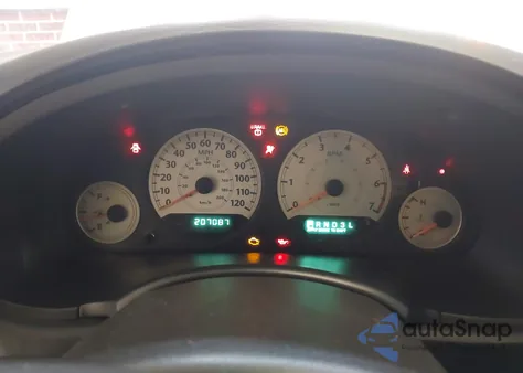 2006 Chrysler Town & Country Lx from USA, damaged, VIN 1A4GP44R16B613410